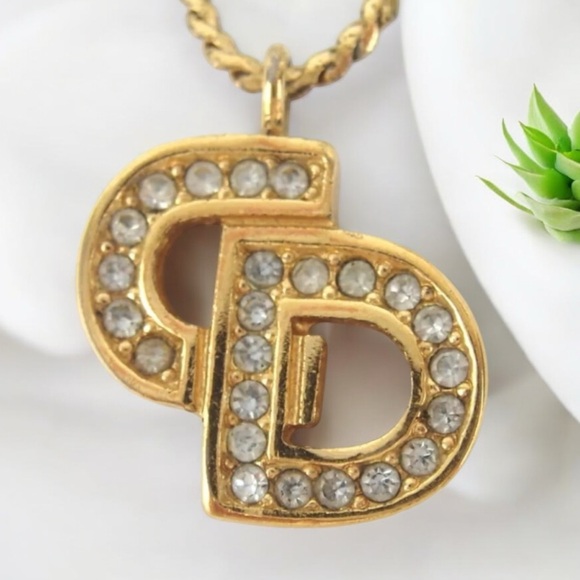 DIOR Signature CD Logo Necklace ๐๐ฅ - Picture 3 of 8
